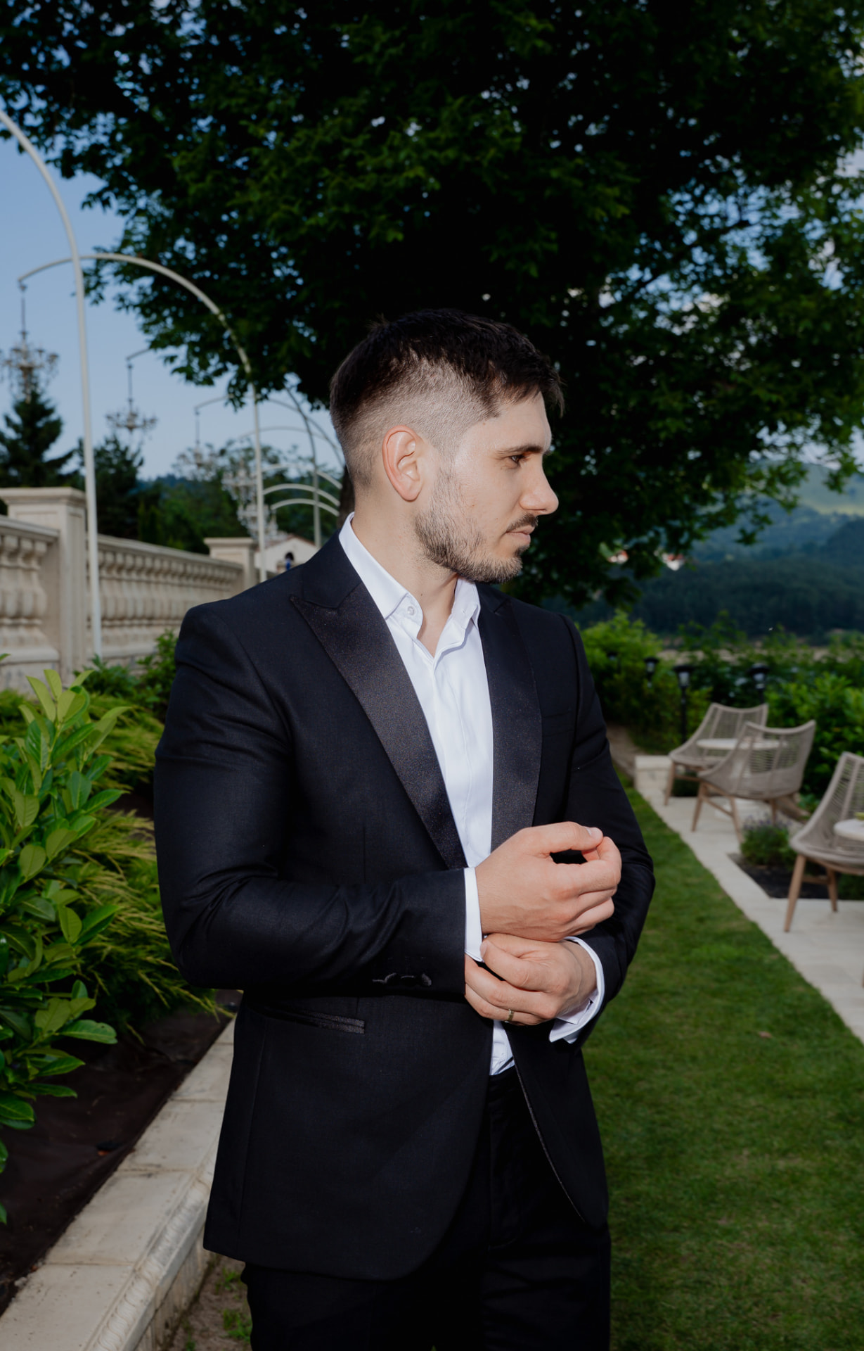 Cosmina & Ionuț · Botoșani — The Editorial — cadrul 5