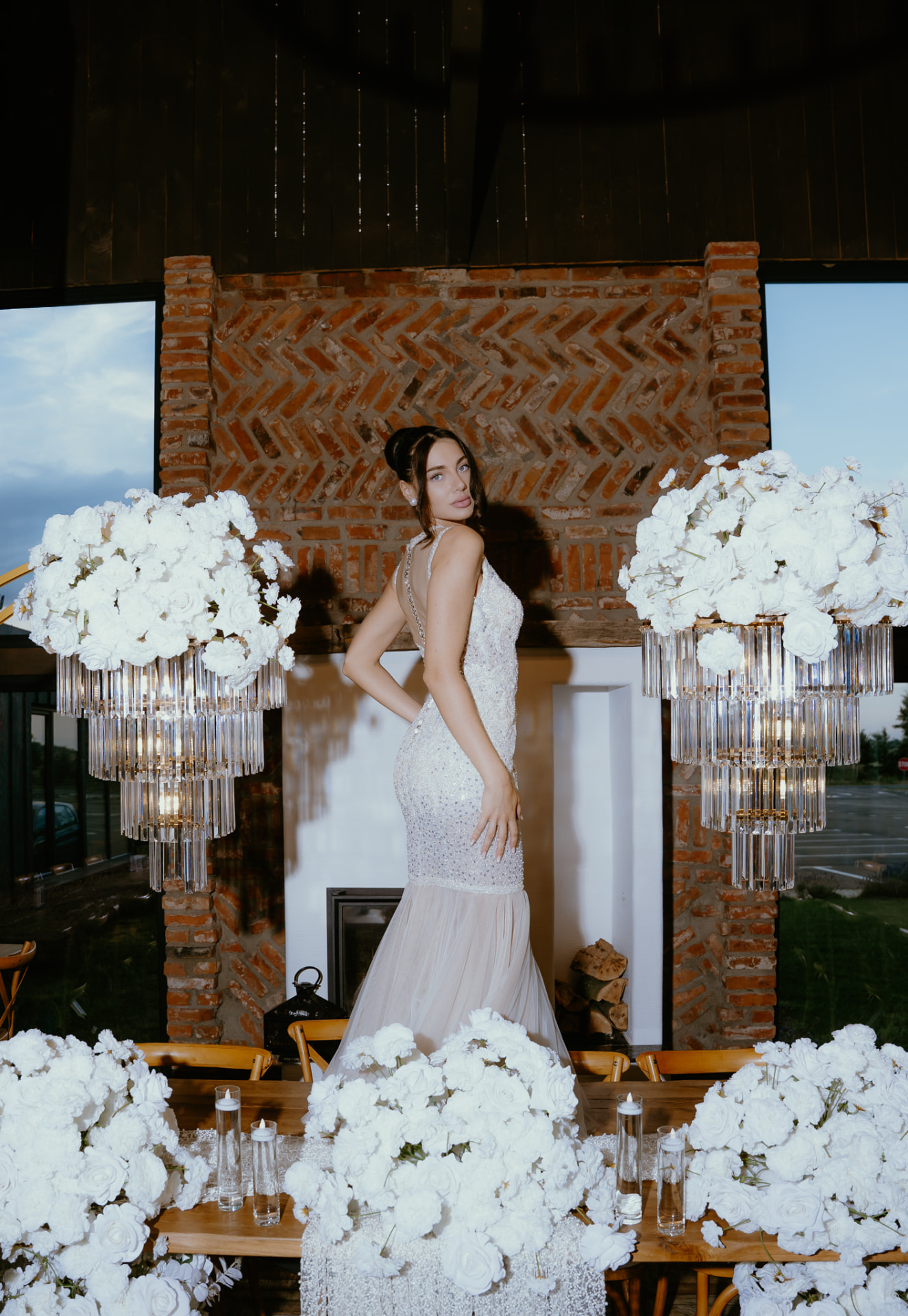 DAR — The Editorial — cadrul 13