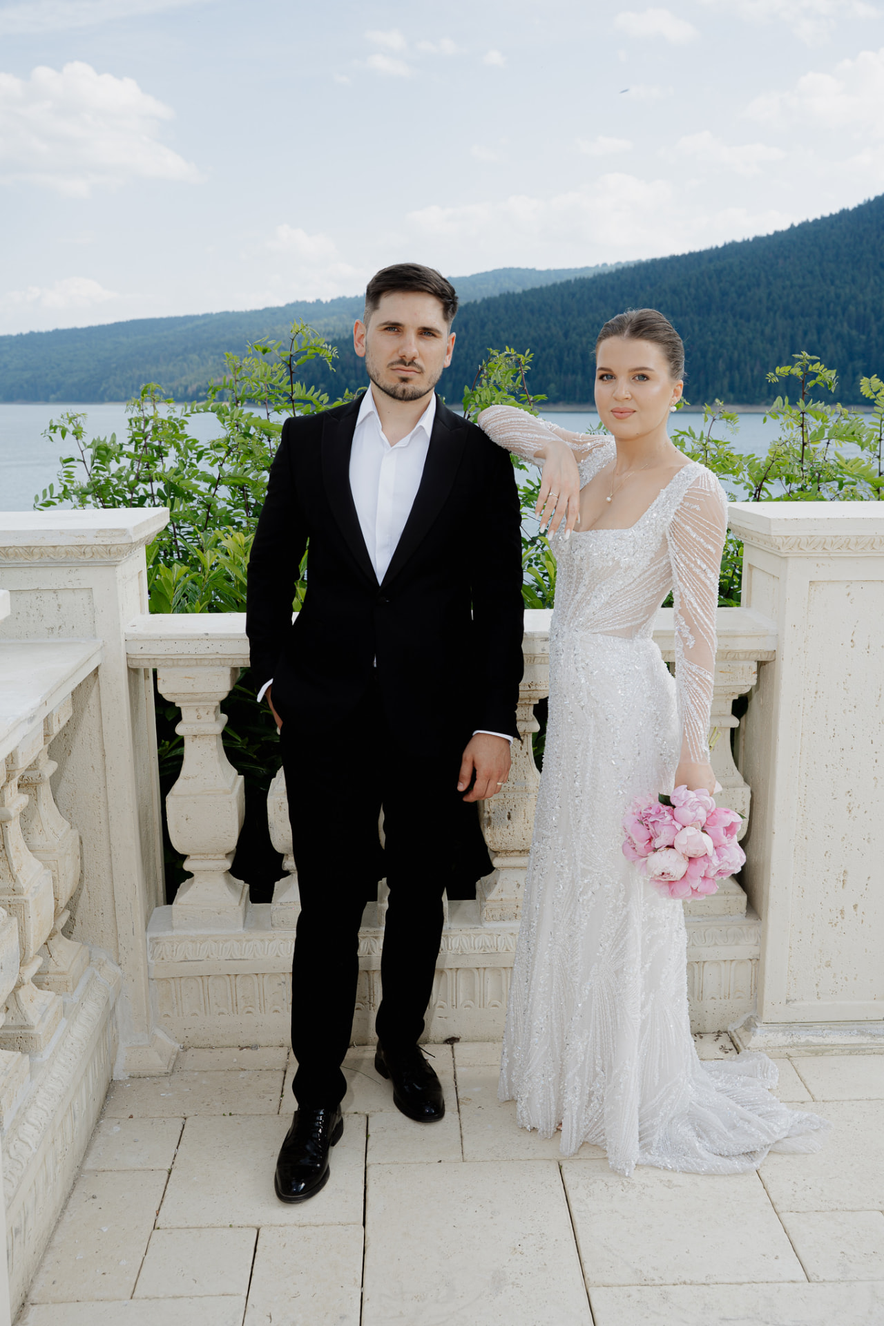 Cosmina & Ionuț · Botoșani — The Editorial — cadrul 3